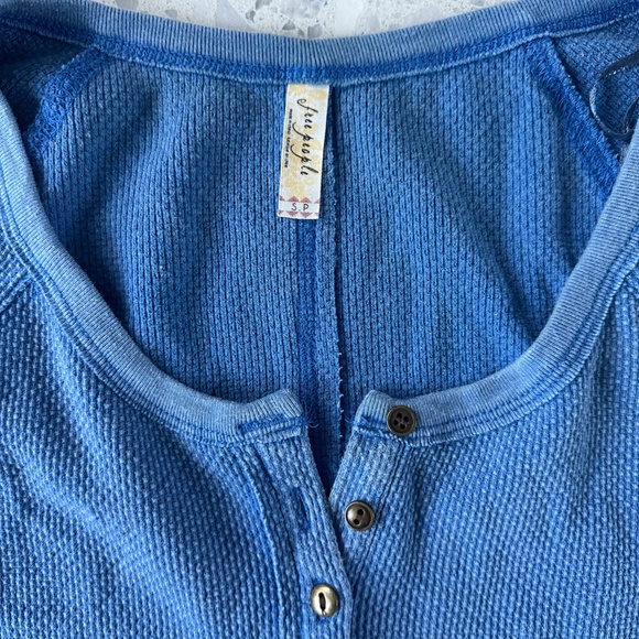 Free people Alpine Thermal Cuff  - brand new - Picture 6 of 8